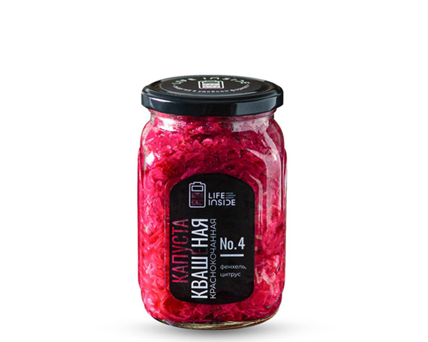 Капуста квашеная со свеклой, чесноком и тимьяном, 600 г